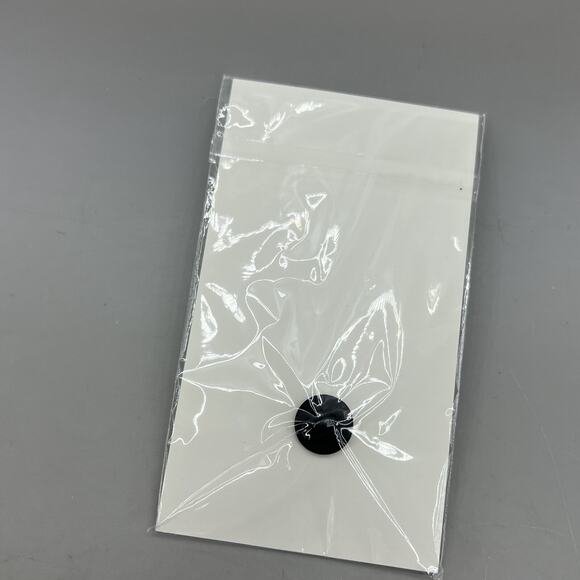 Bimtoy Tiny Ghost Skeleton Pin 2017 Reis O'Brien Comic Com Rare Collectable NEW - Picture 2 of 2